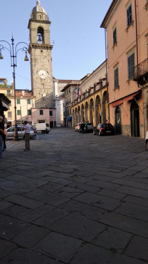 Tuscany, Pontremoli, Italy Swallows Court Lovely Home Sleeps 2 To 4 People Ngoại thất bức ảnh