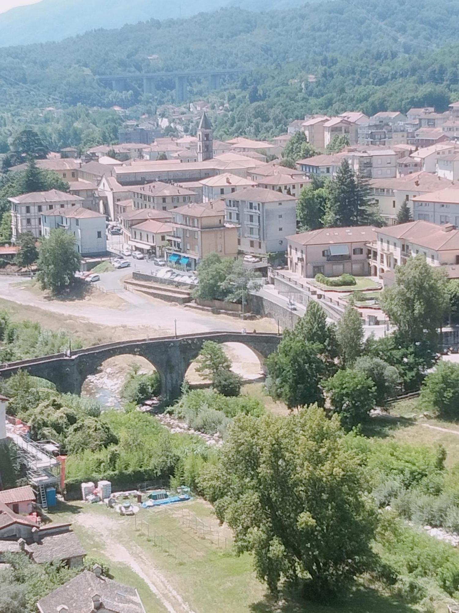Tuscany, Pontremoli, Italy Swallows Court Lovely Home Sleeps 2 To 4 People Ngoại thất bức ảnh